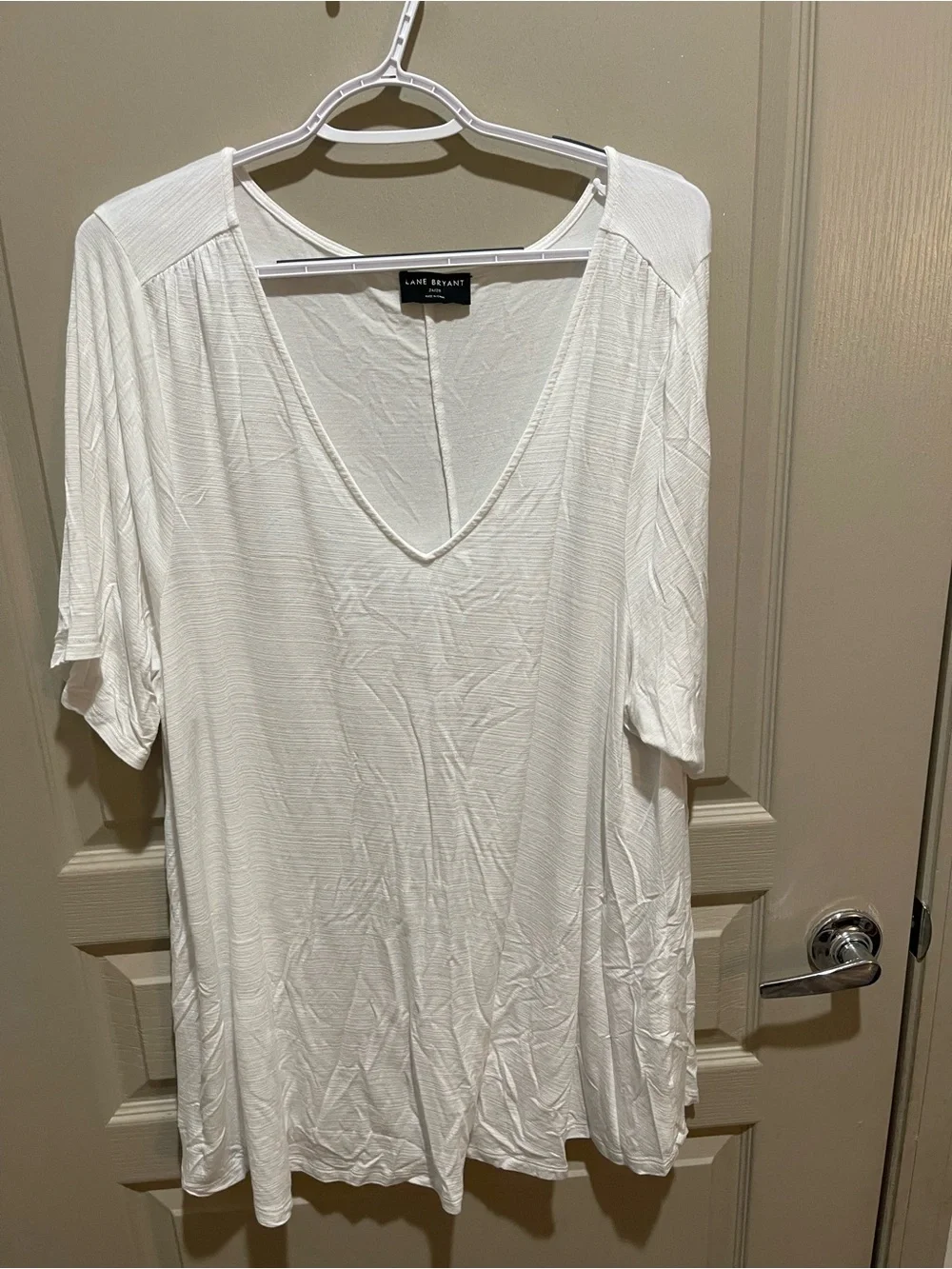 Lane Bryant White V-Neck Swing Top - Picture 2 of 3